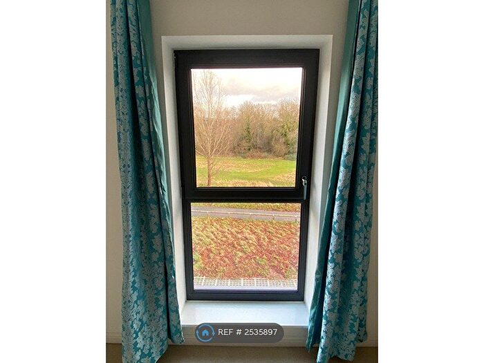 5 Bedroom Terraced House To Rent In Nicholson Walk, Uxbridge, UB10