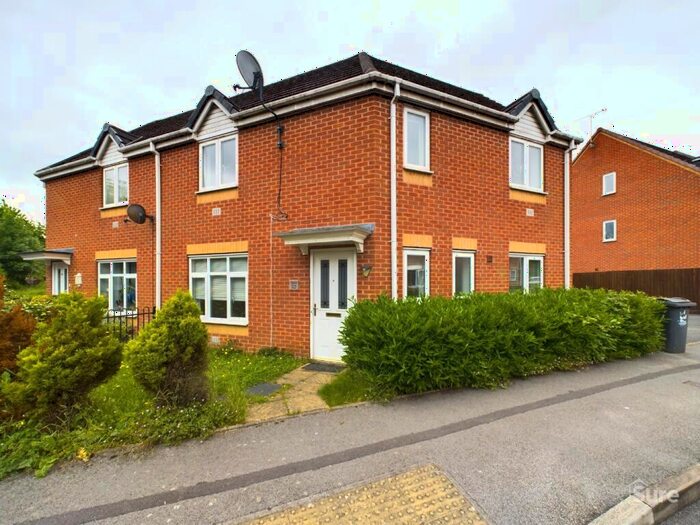 3 Bedroom Semi-Detached House To Rent In Hevea Road, Burton-On-Trent, DE13