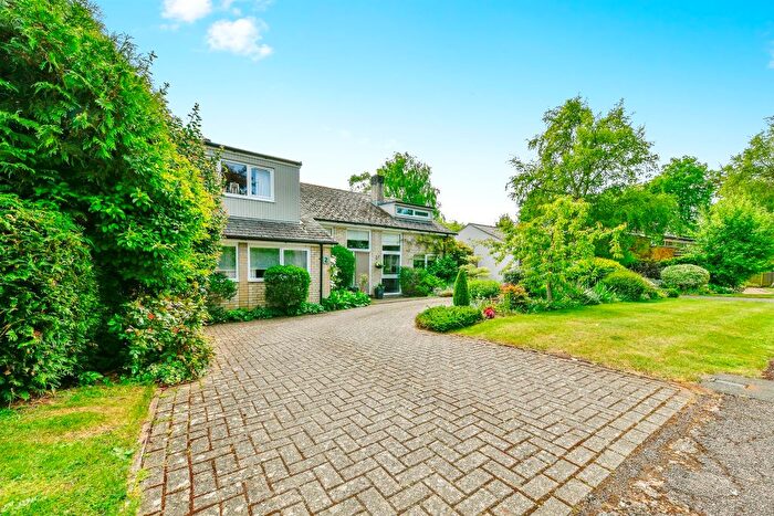 5 Bedroom Detached House For Sale In Dale Close, Hitchin, SG4