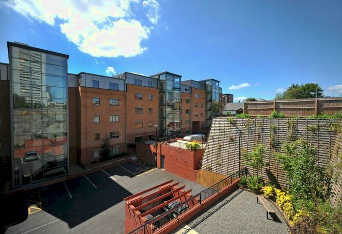 2 Bedroom Apartment To Rent In Citywalk, Irving Street, Birmingham, B1