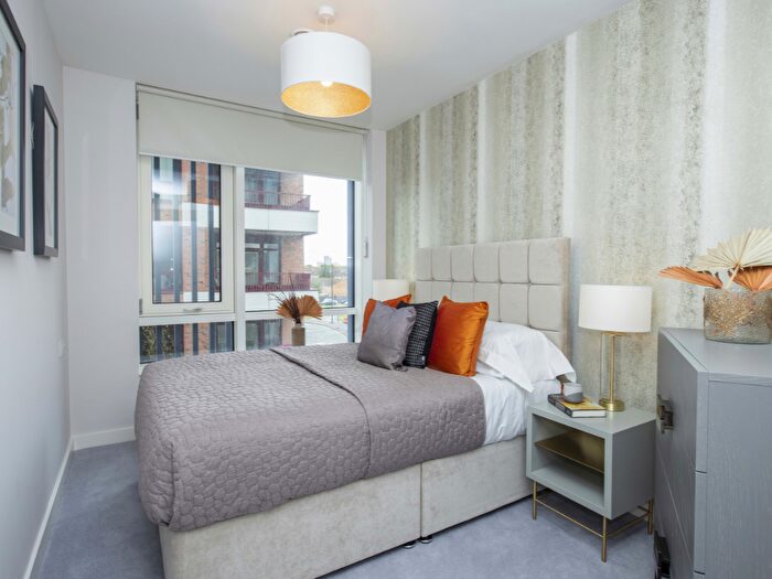 2 Bedroom Flat For Sale In Manor Road, London, E16