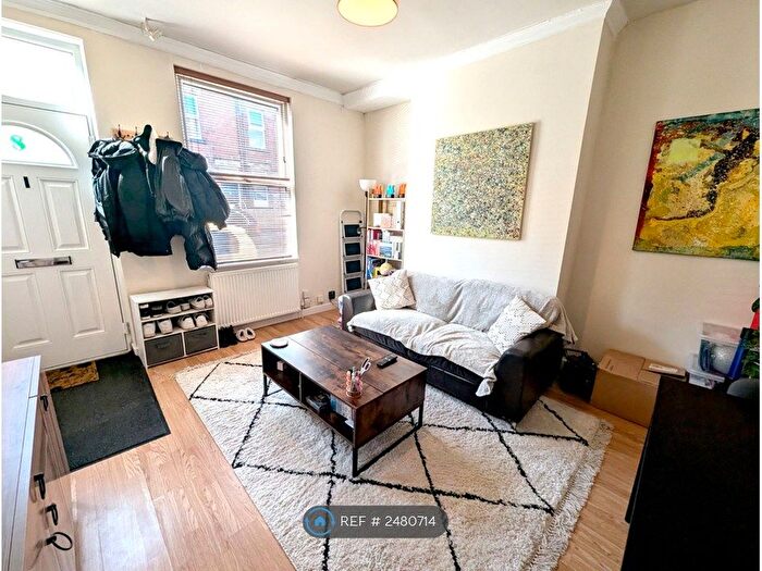 2 Bedroom Terraced House To Rent In Edinburgh Avenue, Leeds, LS12