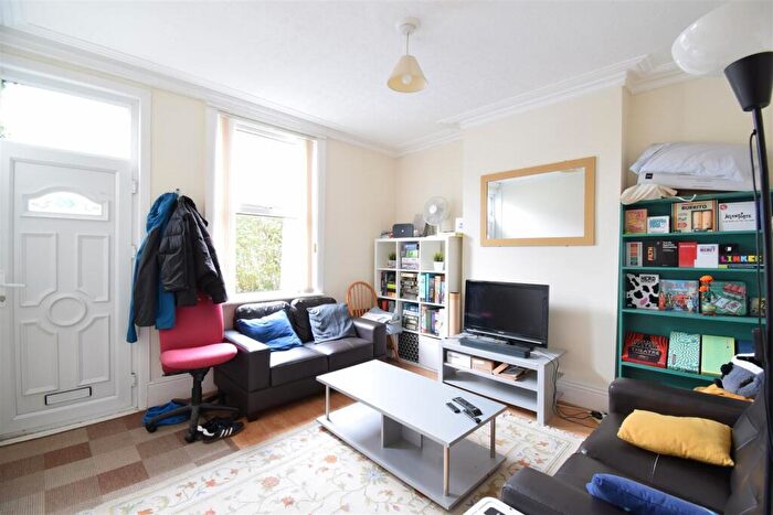 2 Bedroom Terraced House To Rent In Spooner Road, Sheffield, S10