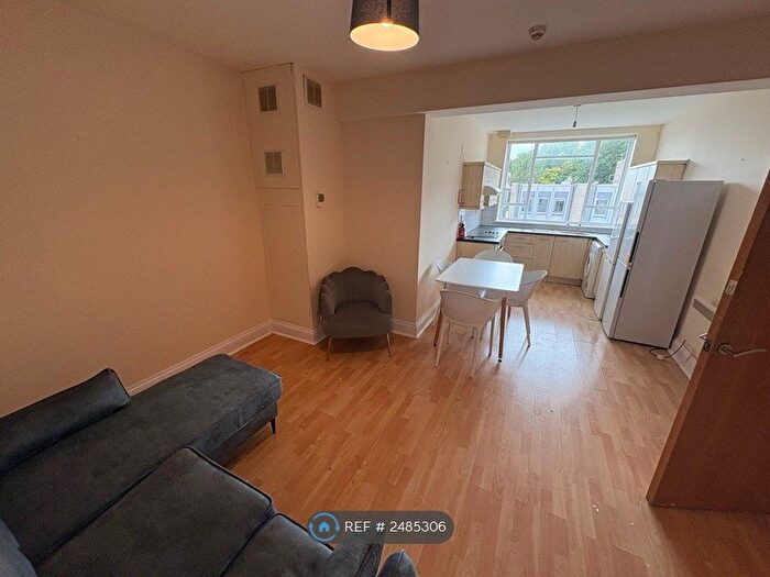 4 Bedroom Flat To Rent In Park Street, Bristol, BS1