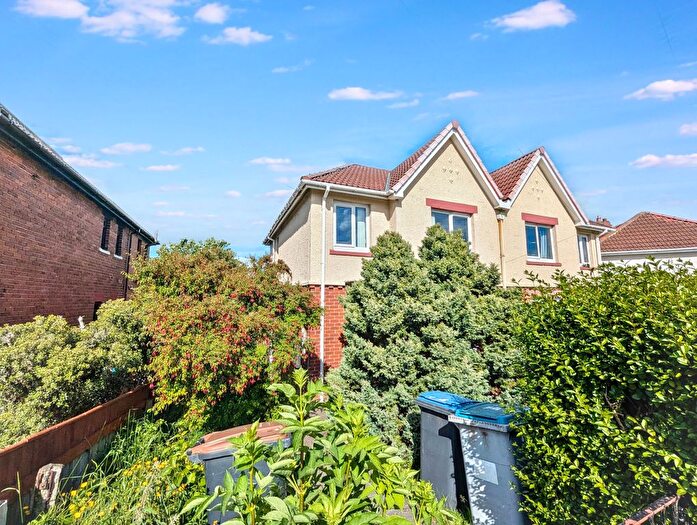 3 Bedroom Semi Detached House For Sale In Briardale, Consett, DH8