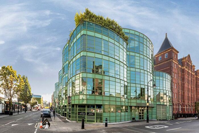 2 Bedroom Flat To Rent In Arlington Road, London, NW1