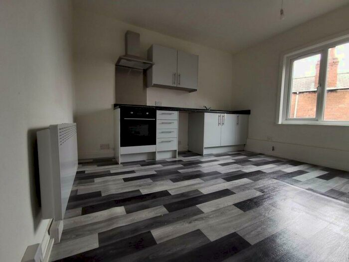 1 Bedroom Flat To Rent In Arksey Lane, Bentley, Doncaster, DN5