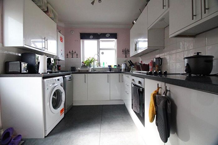 3 Bedroom Semi-Detached House For Sale In Stanwell Gardens, Stanwell, Staines-Upon-Thames, TW19