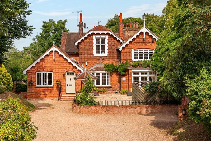 3 Bedroom Property For Sale In Hillside Lane, Great Amwell, Ware, SG12