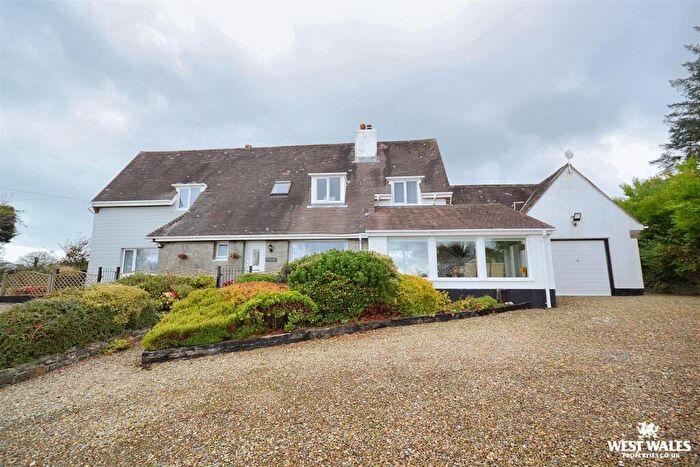 4 Bedroom Detached Bungalow For Sale In Blaenffos, SA37