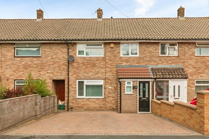 3 Bedroom Semi-Detached House For Sale In Grinfield Avenue, Bristol, Somerset, BS13