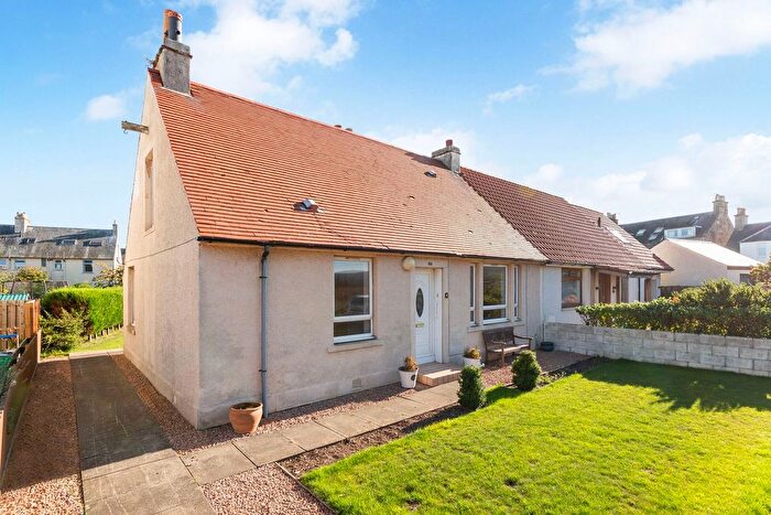 2 Bedroom Semi-Detached Bungalow For Sale In Queen Margaret Street, St Monans, Anstruther, KY10