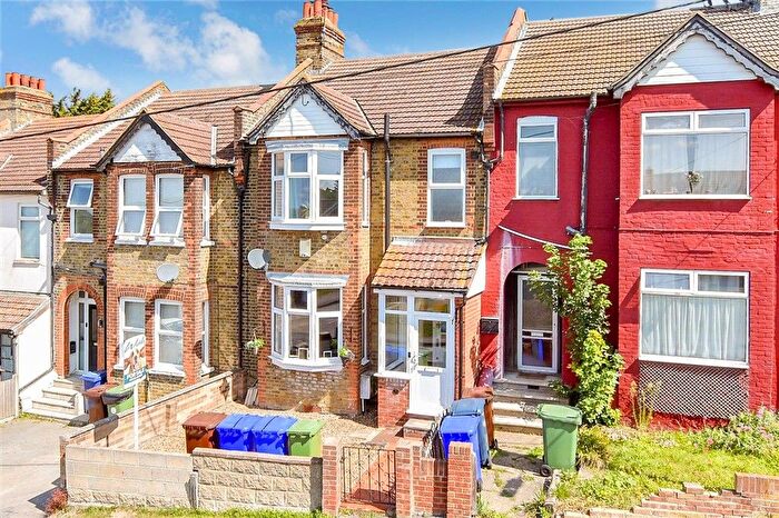 3 Bedroom Terraced House For Sale In Wards Hill Road, Minster On Sea, Sheerness, Kent, ME12