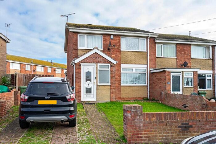 3 Bedroom End Of Terrace House To Rent In Ryecroft Drive, Withernsea, HU19