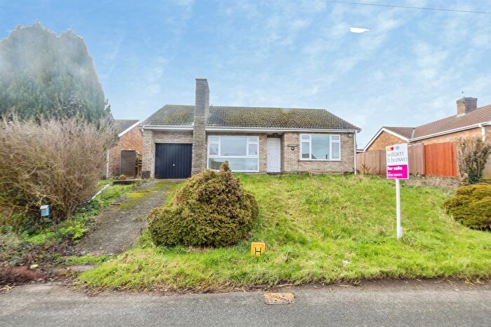 3 Bedroom Detached Bungalow For Sale In Fen Road, Heighington, Lincoln, LN4