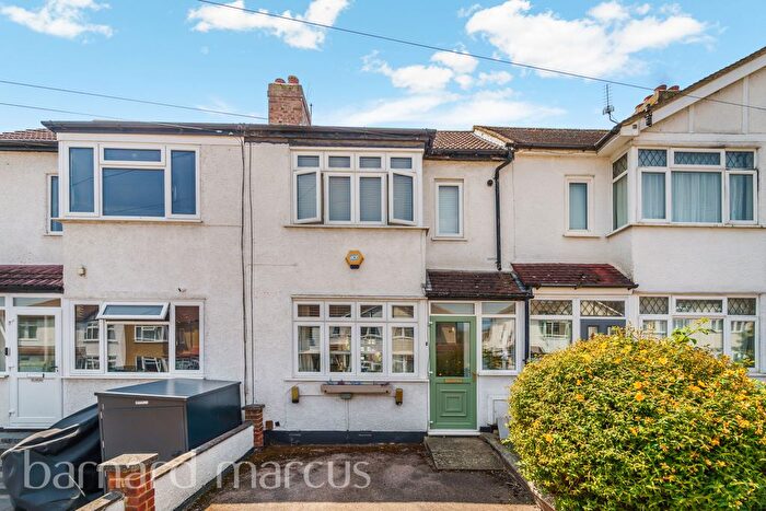 3 Bedroom Property To Rent In Conrad Drive, Worcester Park, KT4