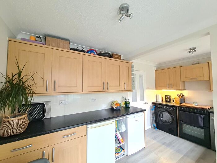 3 Bedroom House To Rent In Redwood Road, Upton, BH16