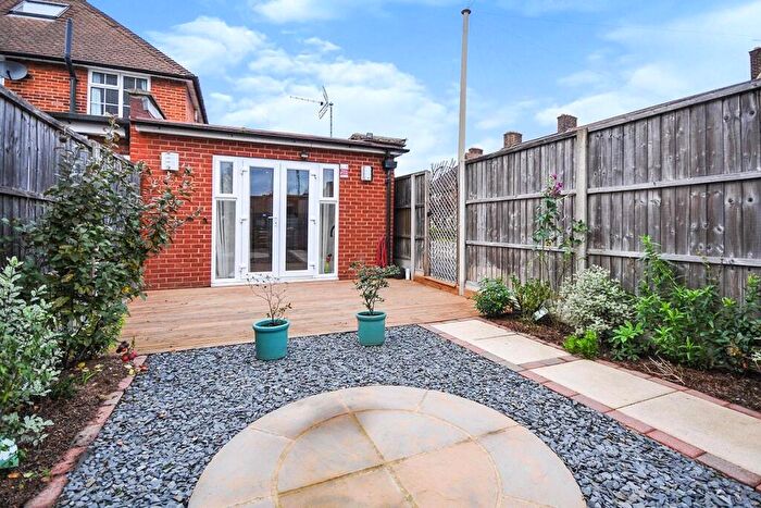 1 Bedroom Bungalow To Rent In Castillon Road, London, SE6