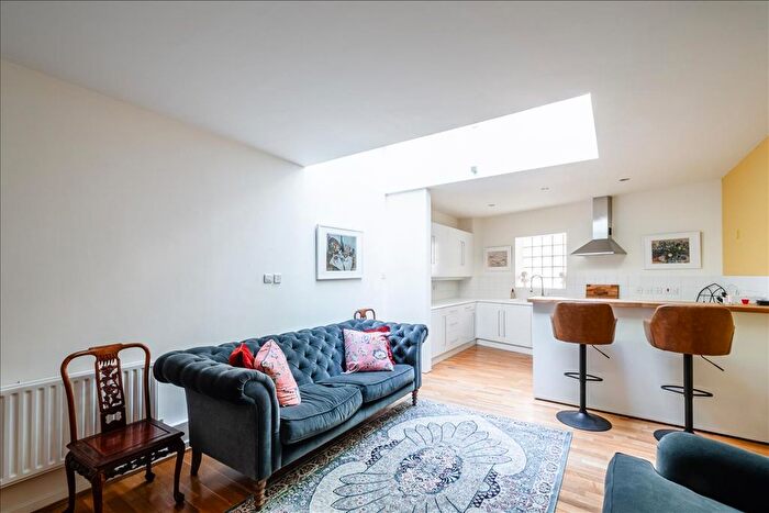 1 Bedroom Flat For Sale In Tiger House, Bloomsbury, London, WC1H