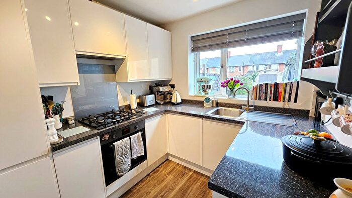 2 Bedroom Terraced House For Sale In Welbeck Road, Surrey, SM5