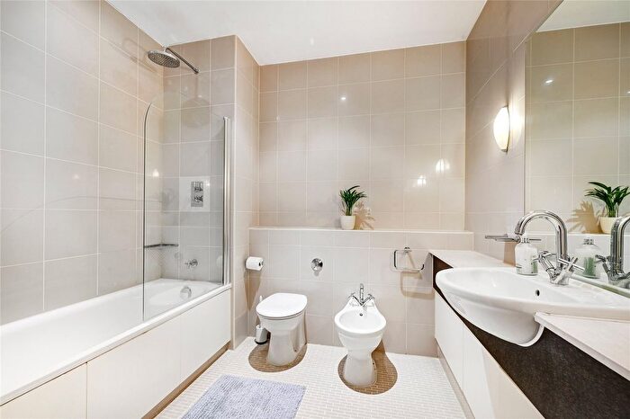 1 Bedroom Flat To Rent In Westminster Green, Dean Ryle Street, Westminster, London, SW1P