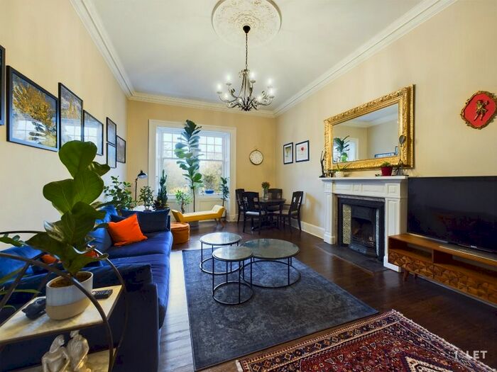 2 Bedroom Flat To Rent In Douglas Gardens, West End, Edinburgh, EH4