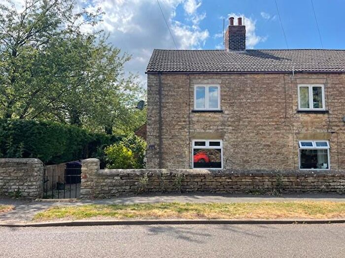 2 Bedroom Cottage To Rent In Blackthorn Cottages, Lincoln Road, Cammeringham, Lincoln, Lincolnshire, LN1