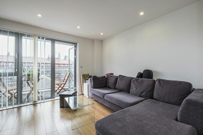 1 Bedroom Flat To Rent In Hodgeson House, Tower Hamlets, E1