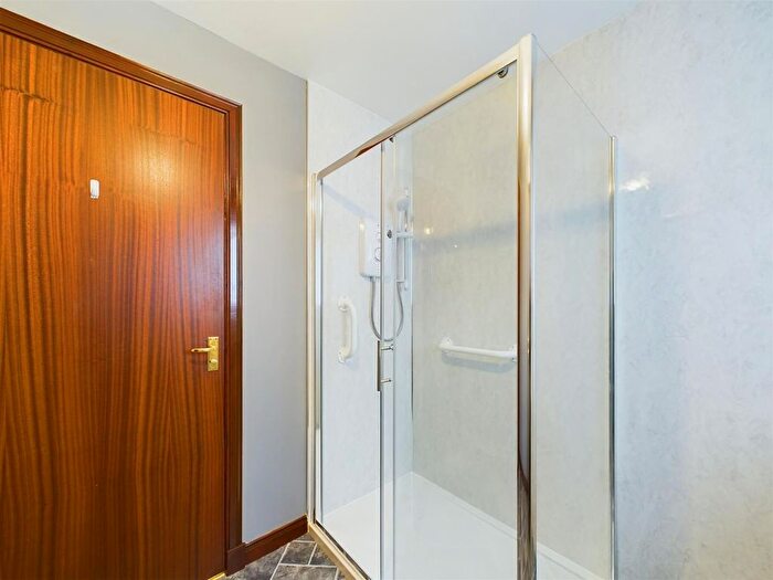 2 Bedroom Flat For Sale In Church Place, Perth, PH1