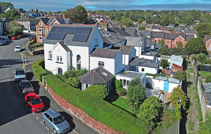4 Bedroom Terraced House For Sale In Kingsmill Terrace, Newport, NP20
