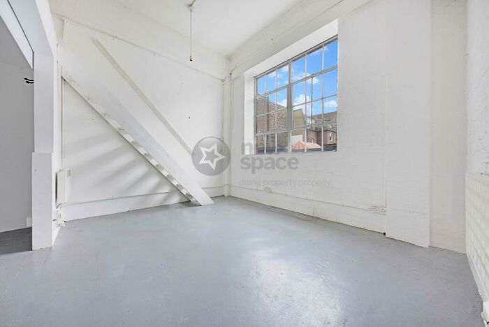1 Bedroom Flat To Rent In Canalside Studios, Orsman Road, Haggerston, N1