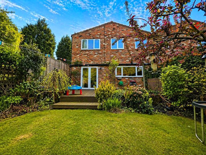 4 Bedroom Semi-Detached House For Sale In Hollins Road, Macclesfield, SK11