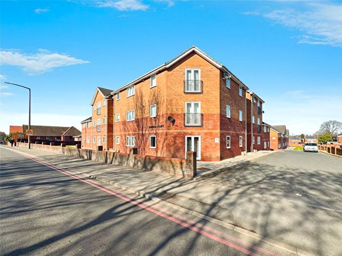 2 Bedroom Flat To Rent In Dudley Road East, Tividale, Oldbury, West Midlands, B69