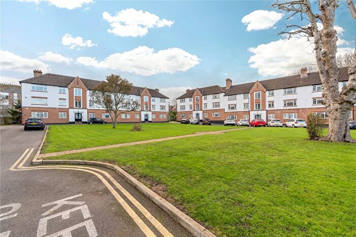 2 Bedroom Flat To Rent In Manor Court, Manor Road, Twickenham, TW2