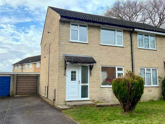 3 Bedroom Semi-Detached House To Rent In Britannia Way, Chard, TA20