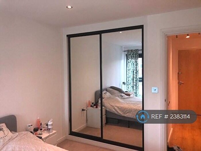 1 Bedroom Flat To Rent In Warneford Court, London, NW9