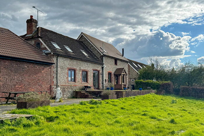 4 Bedroom Semi Detached House For Sale In Grenville Lane, Droxford, Meon Valley, Hampshire, SO32