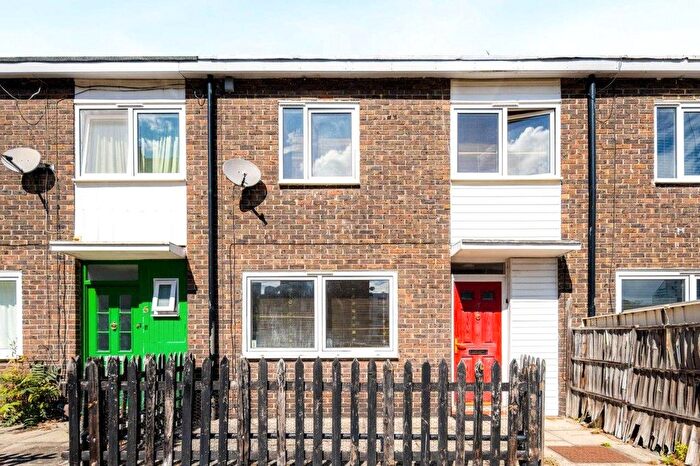 4 Bedroom Detached House For Sale In Smythe Street, Poplar, London, E14