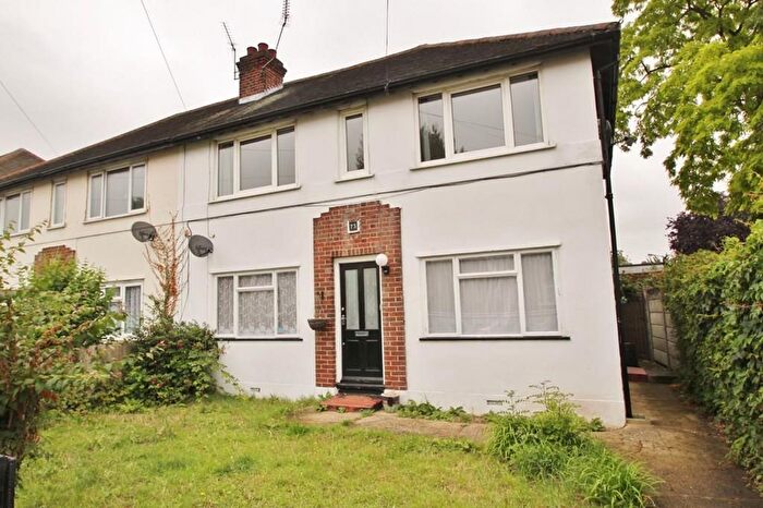 2 Bedroom Maisonette To Rent In St. Anthonys Avenue, Woodford Green, IG8