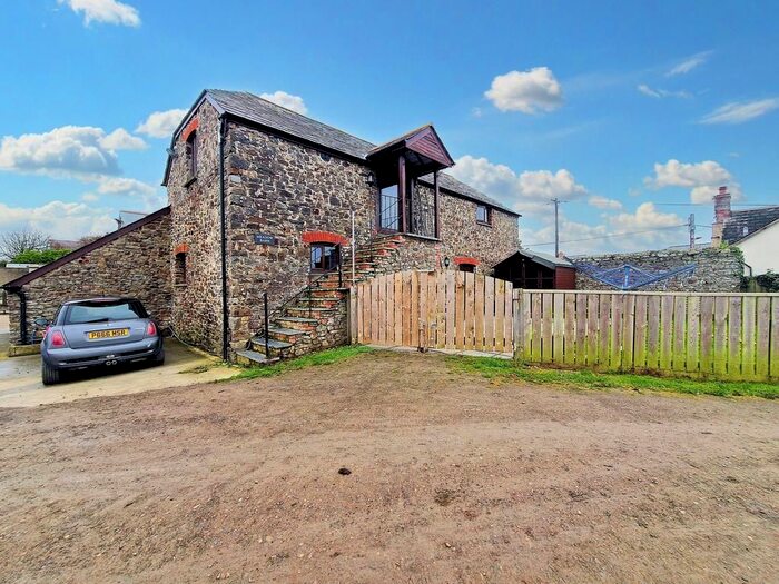 5 Bedroom Barn Conversion To Rent In Hobbacott Lane, Bude, EX23
