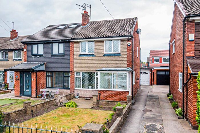 3 Bedroom Semi-Detached House For Sale In Jura Drive, Davyhulme, Manchester, M41