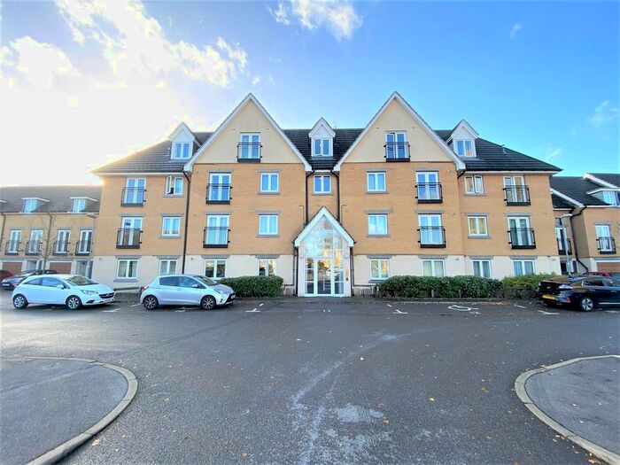 1 Bedroom Flat To Rent In Datchet House, Chester Road, Hounslow, TW4