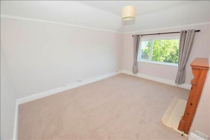 1 Bedroom Flat To Rent In Terminus Avenue, Bexhill-On-Sea, TN39