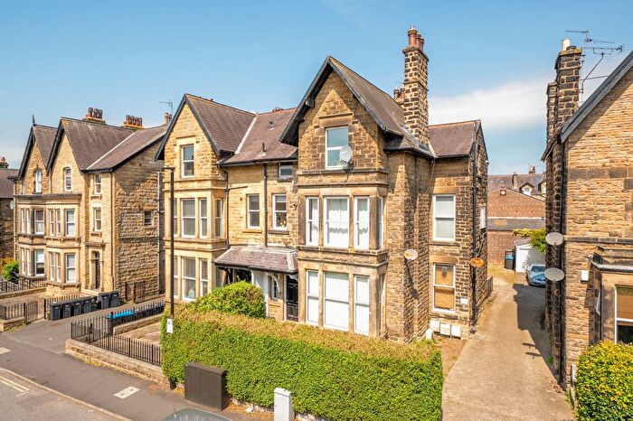 1 Bedroom Flat To Rent In East Parade, Harrogate, HG1