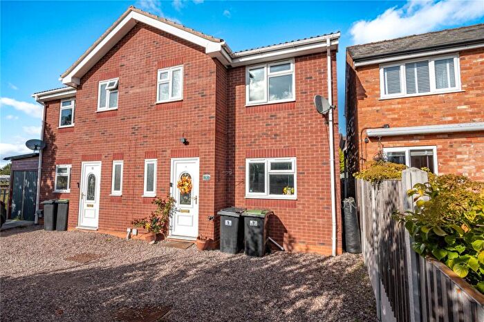 2 Bedroom Semi Detached House For Sale In Corbett Drive, Stoke Prior, Bromsgrove, Worcestershire, B60