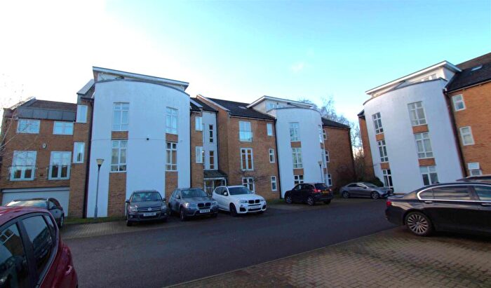 2 Bedroom Flat For Sale In Green Chare, Darlington, DL3