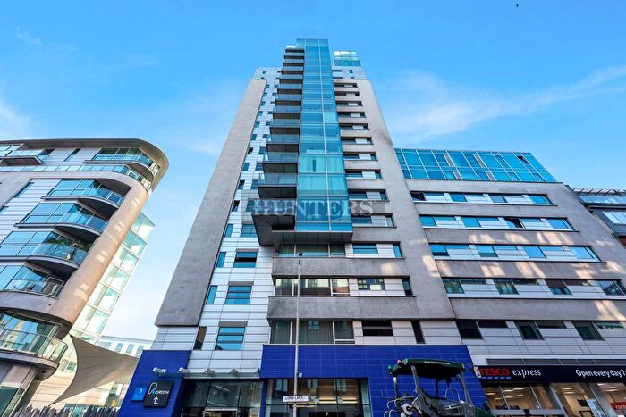 1 Bedroom Flat To Rent In Empire Square West, Long Lane, London, SE1