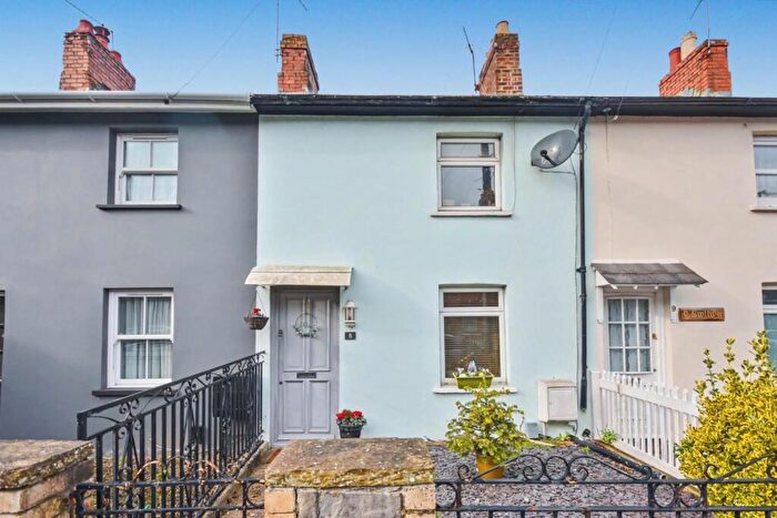 2 Bedroom Terraced House For Sale In Grove Terrace, Penarth, Vale Of Glamorgan, CF64