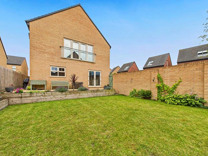 4 Bedroom Property For Sale In Haydock Avenue, Castleford, WF10