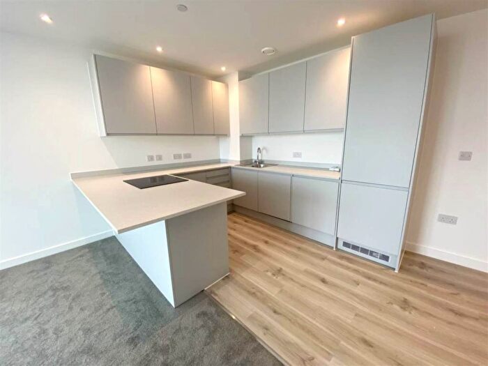 1 Bedroom Flat For Sale In Wharf End, Manchester, M17